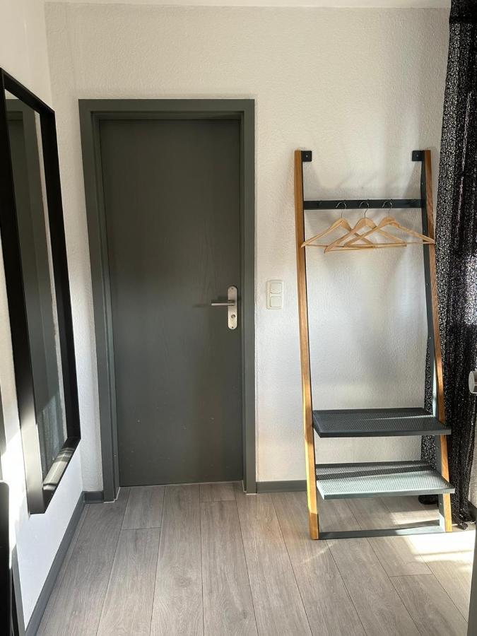 Apartment Nahe Naturschutzgebiet „Wurmtal“ Вюрзелен Экстерьер фото